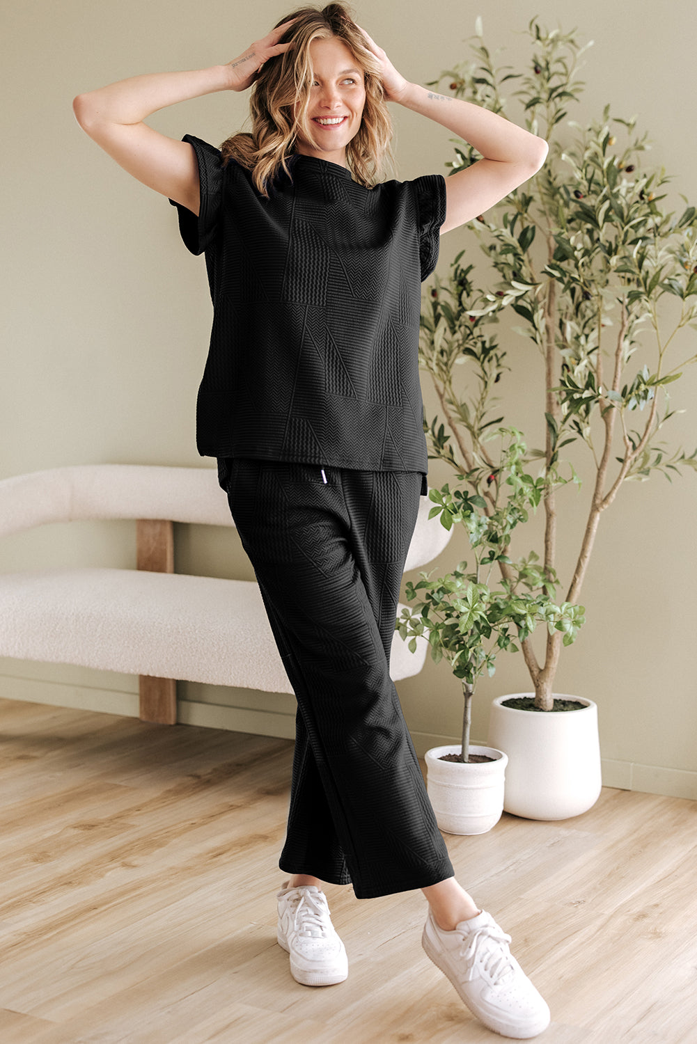 Dark Green Ruffled Sleeve Summer Top and Cropped Loose Pants Set