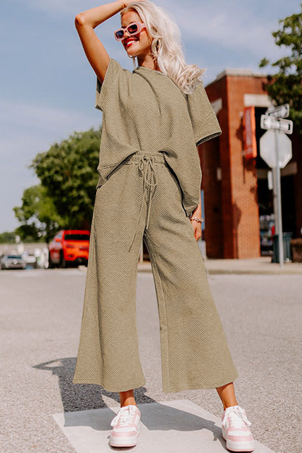 Dark Green Textured Loose Fit T Shirt and Drawstring Pants Set