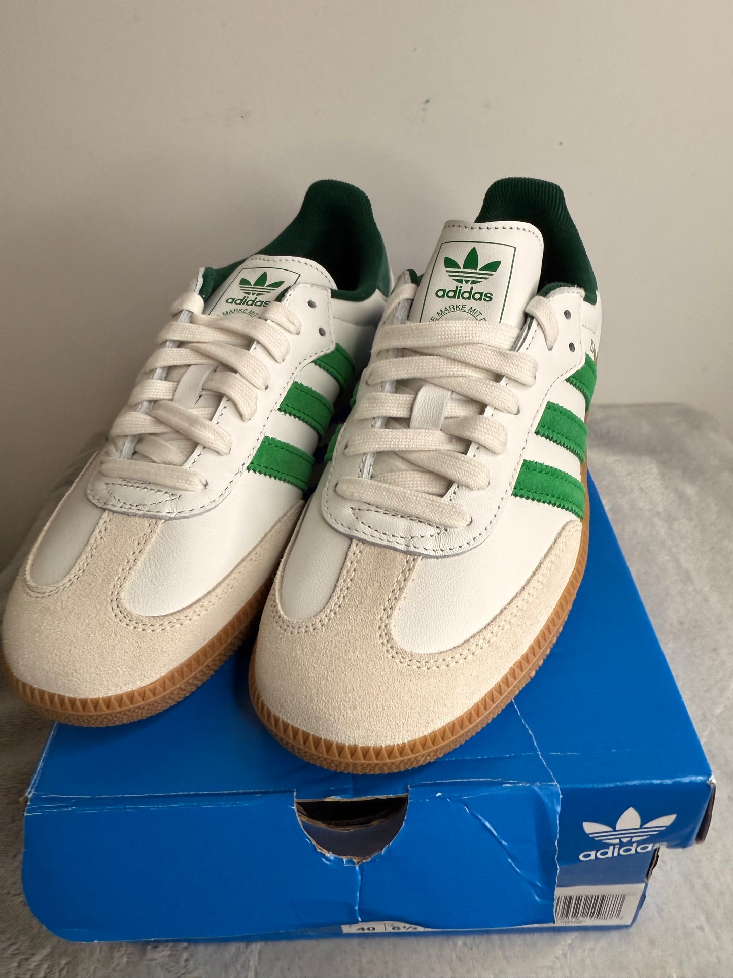 Adidas Samba OG White/Green Men’s 7 - Classic Gum Sole - New in Box